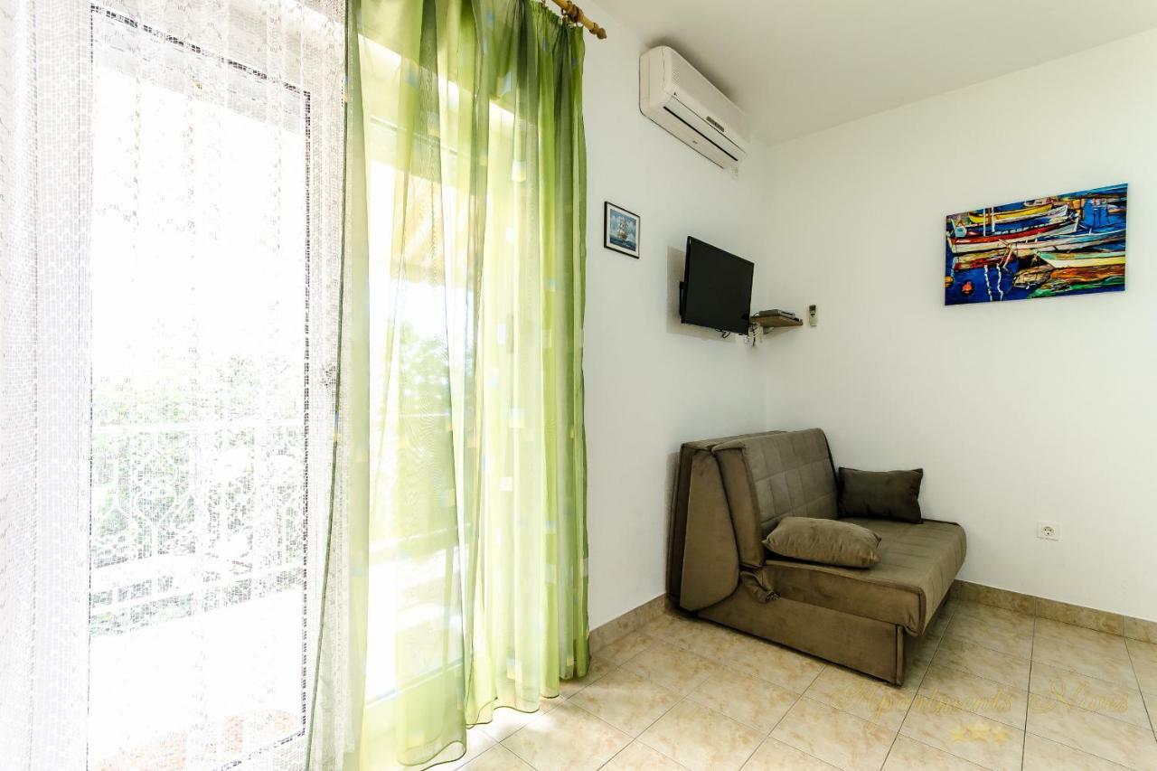 ז'סניסה Apartments Nives Suhi Potok מראה חיצוני תמונה